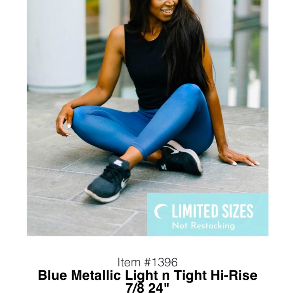 ZYIA Blue Metallic Light & Tight Leggings 7/8
